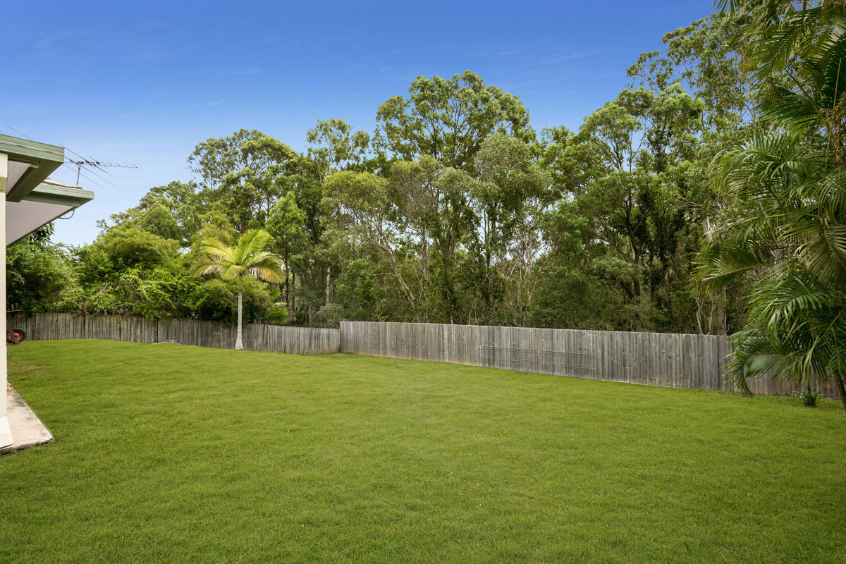 42 Copperfield Drive, Eagleby - (8)(Web).jpg