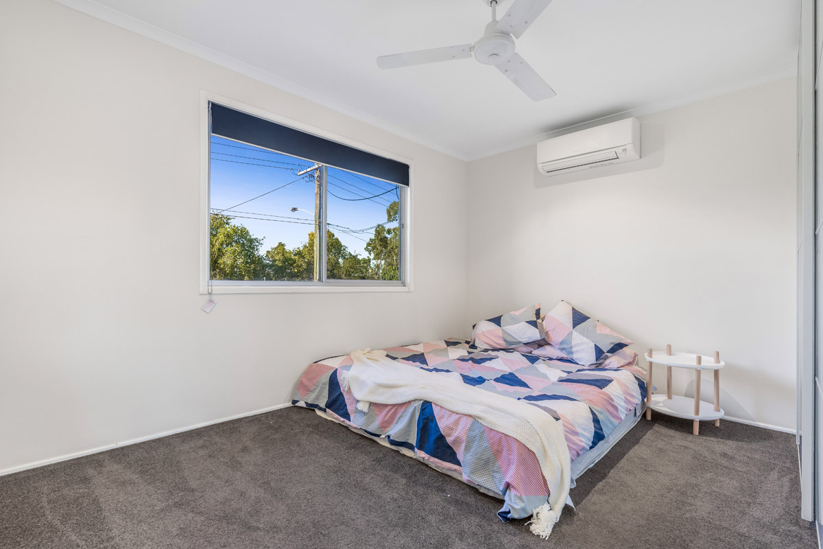 4 Tweed Street, Beenleigh - (4)(Web).jpg
