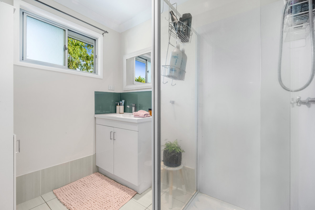 4 Tweed Street, Beenleigh - (6)(Web).jpg