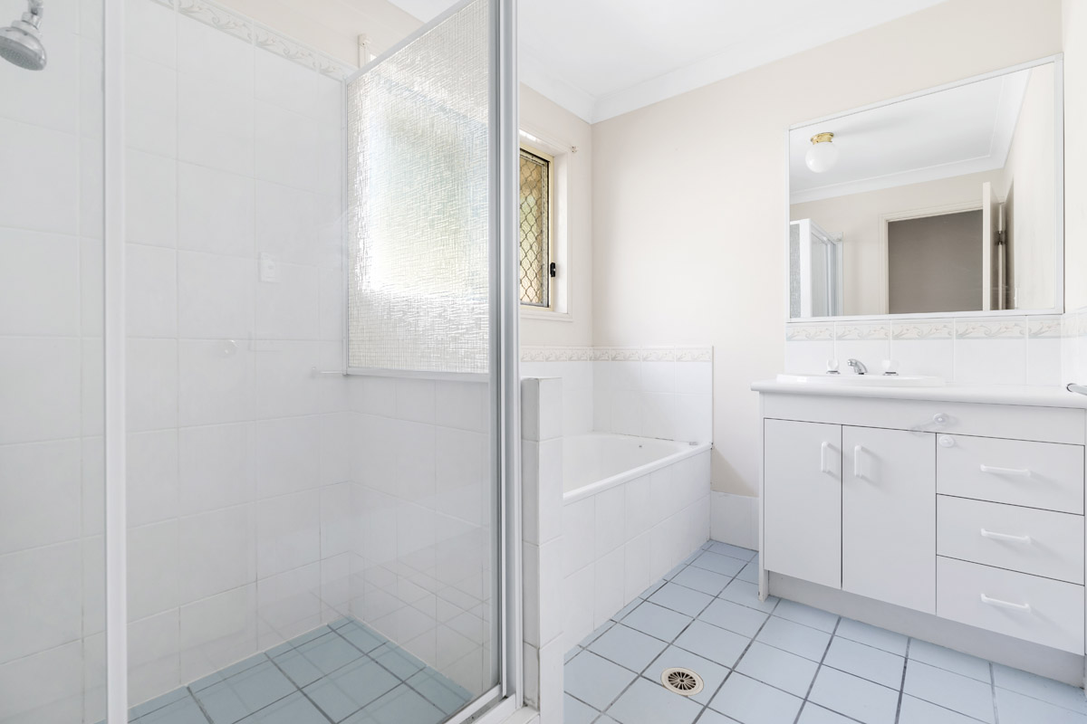 49 Solar Street, Beenleigh - (6)(Web).jpg