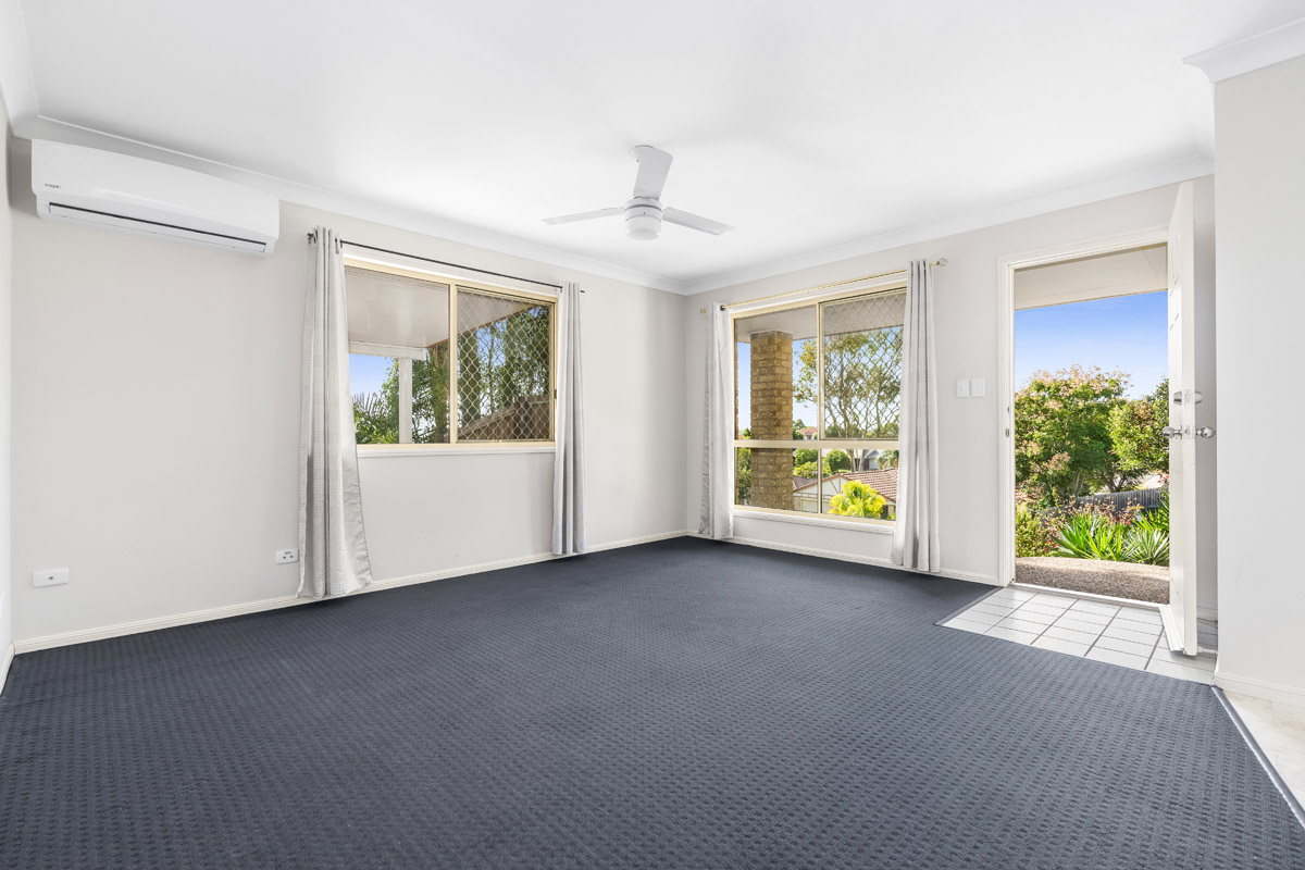 49 Solar Street, Beenleigh - (7)(Web).jpg