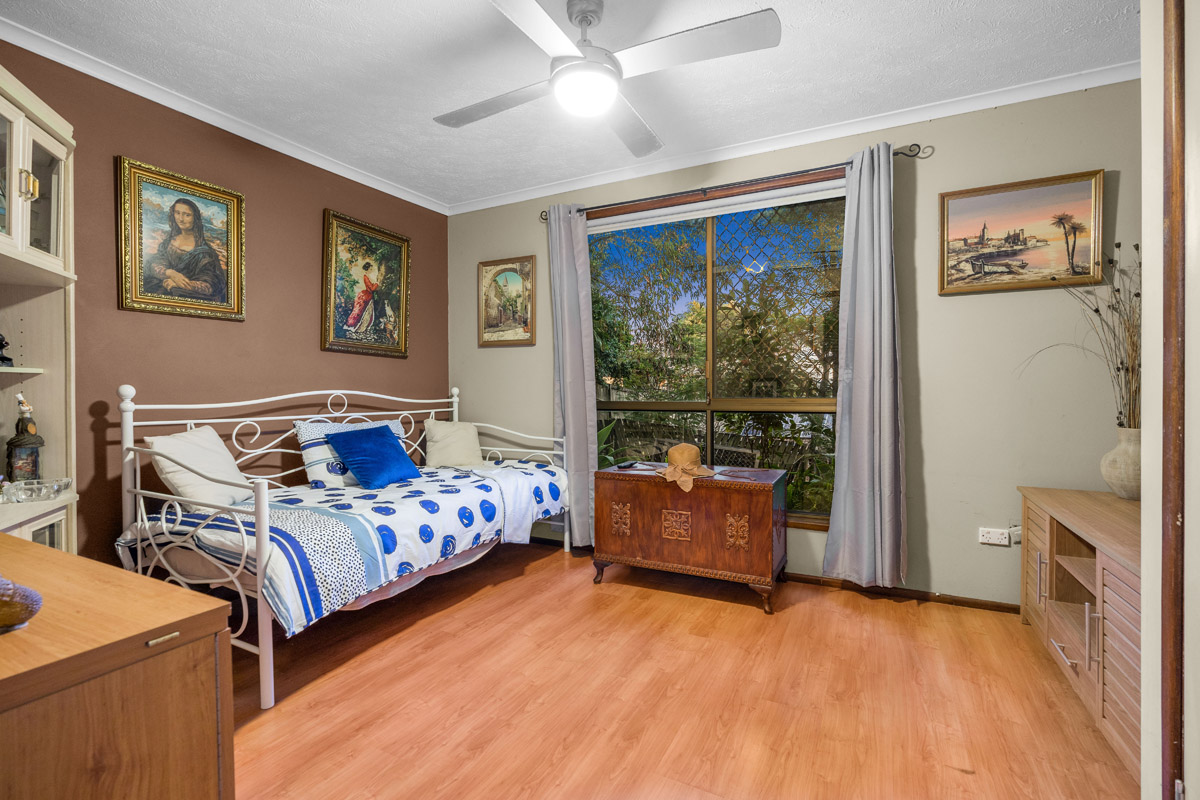 9 Pictum Street, Shailer Park - (6)(Web).jpg