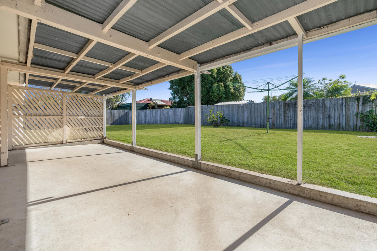 11 Yeomans St, Mount Warren Park - (9)(Web).jpg