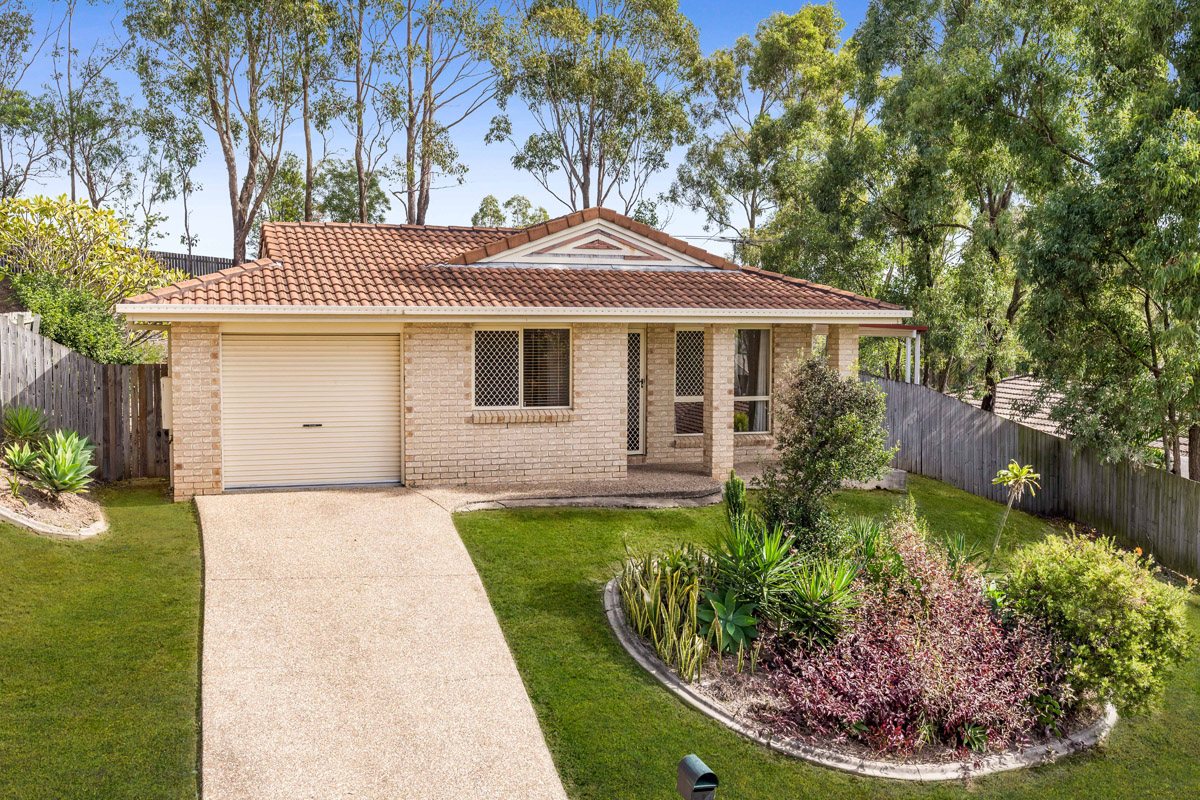 49 Solar Street, Beenleigh - (11)(Web).jpg