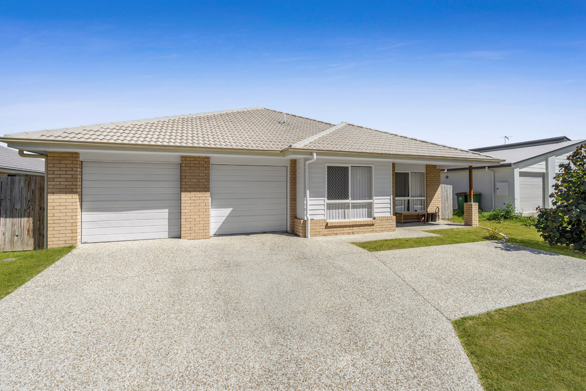 8 Bruce Baker Crescent, Crestmead - (12)(Web).jpg
