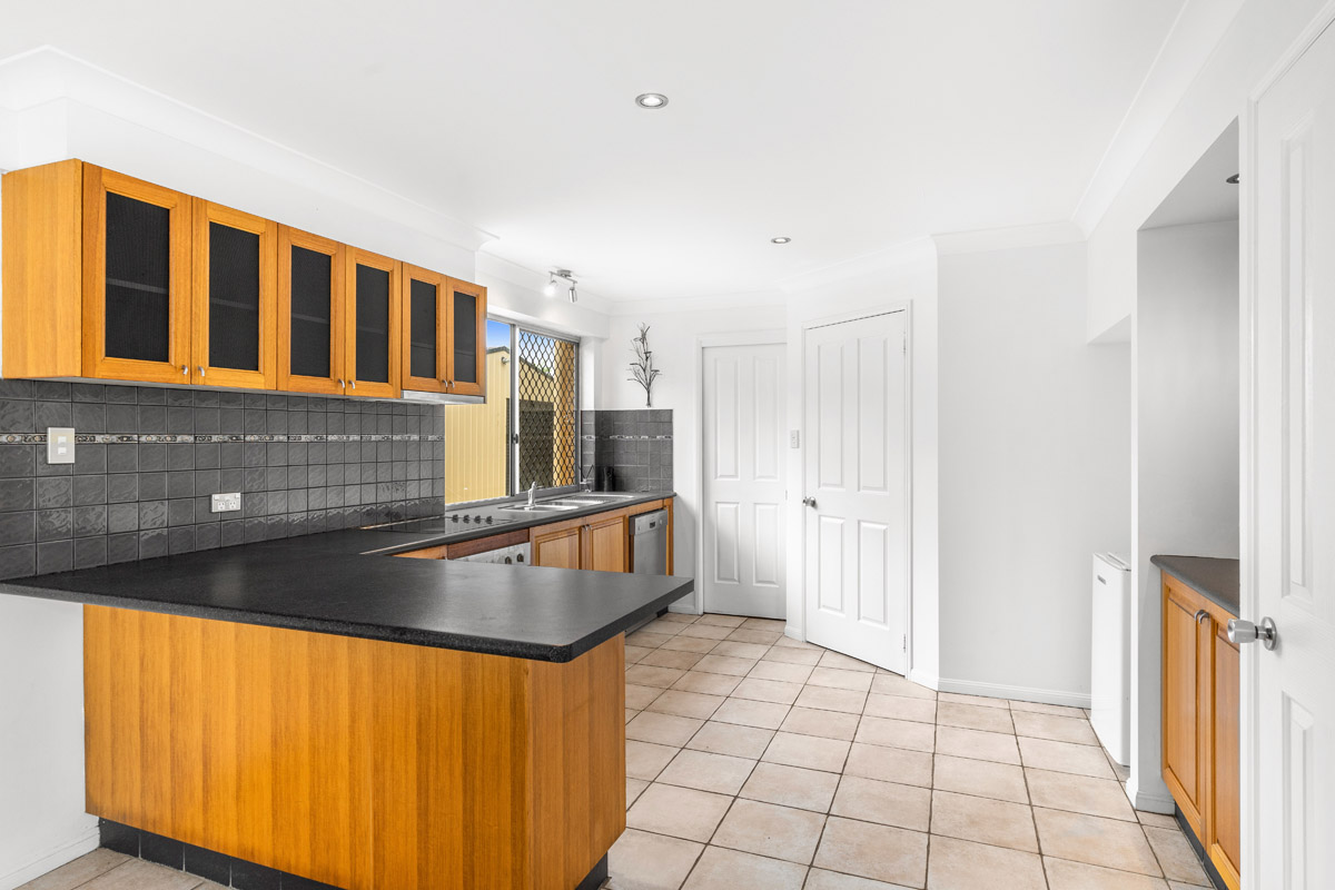 22 Kalimna Street, Loganholme - (1)(Web).jpg