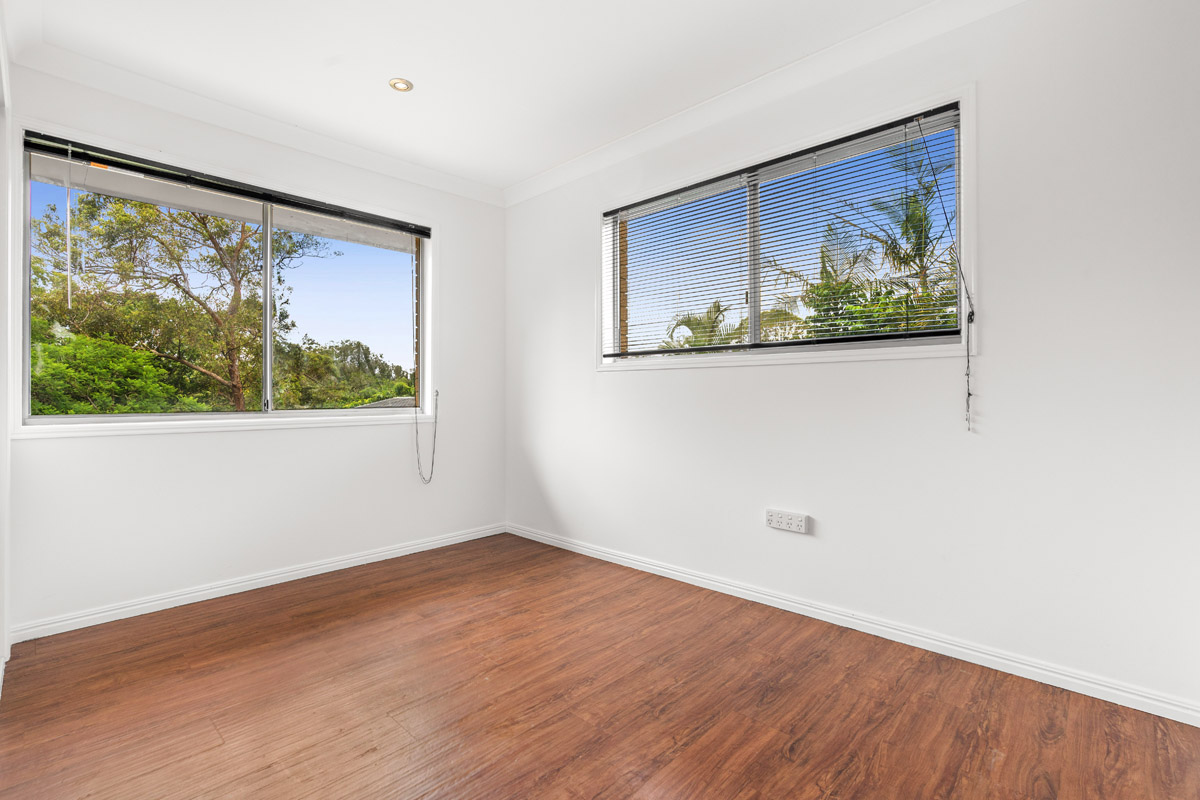 22 Kalimna Street, Loganholme - (7)(Web).jpg
