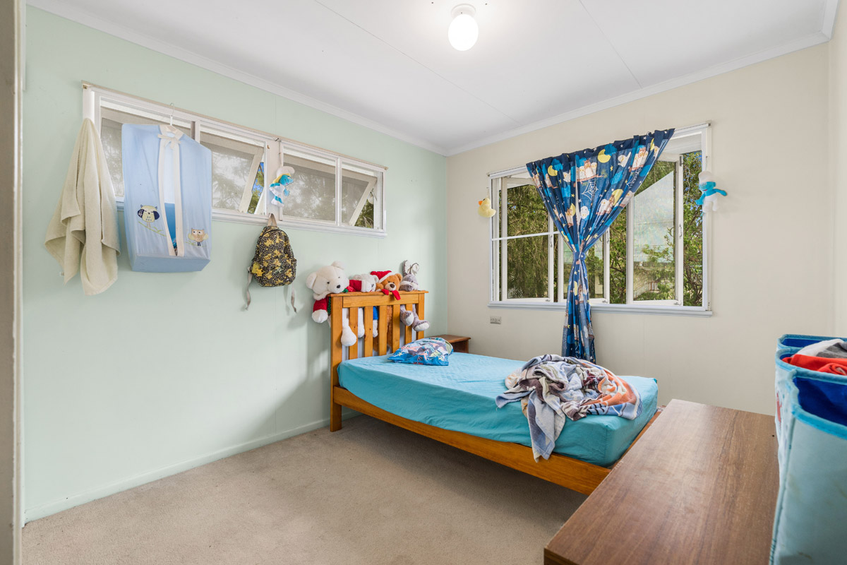 21 Brownhill Street, Logan Central - (2)(Web).jpg