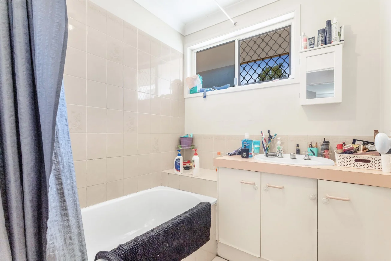 47 Bottlebrush Crescent Redbank Plains - Daytime Photos (1).jpg