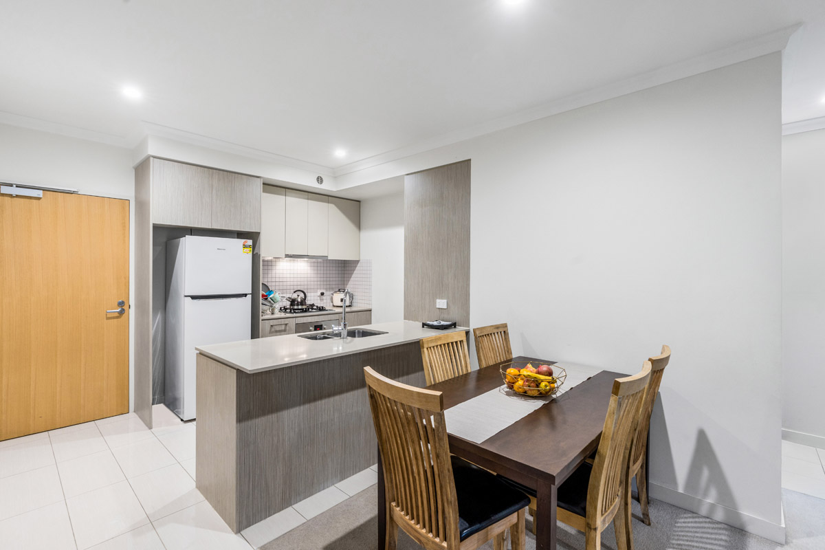 U8502 55 Forbes Street, West End - (5)(Web).jpg