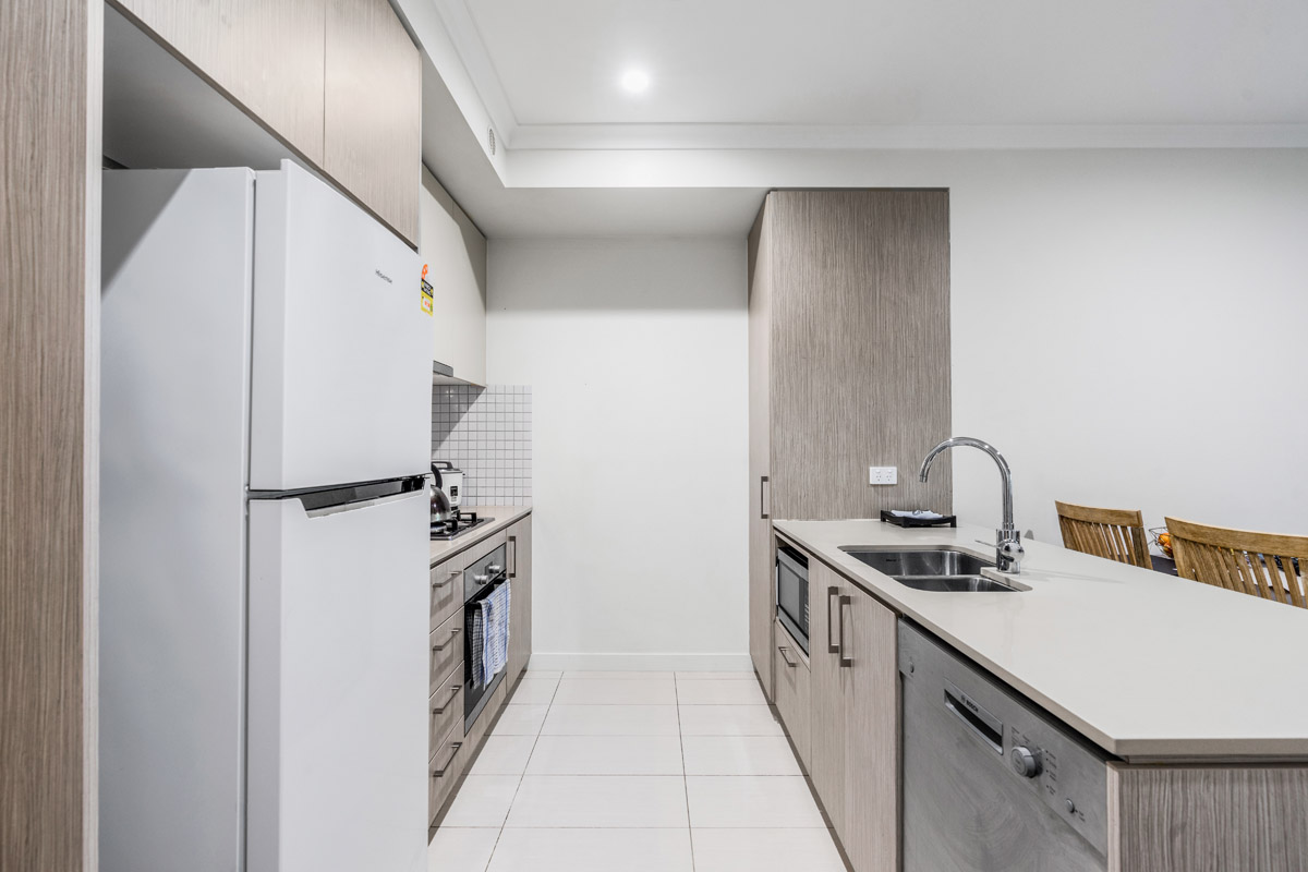 U8502 55 Forbes Street, West End - (7)(Web).jpg