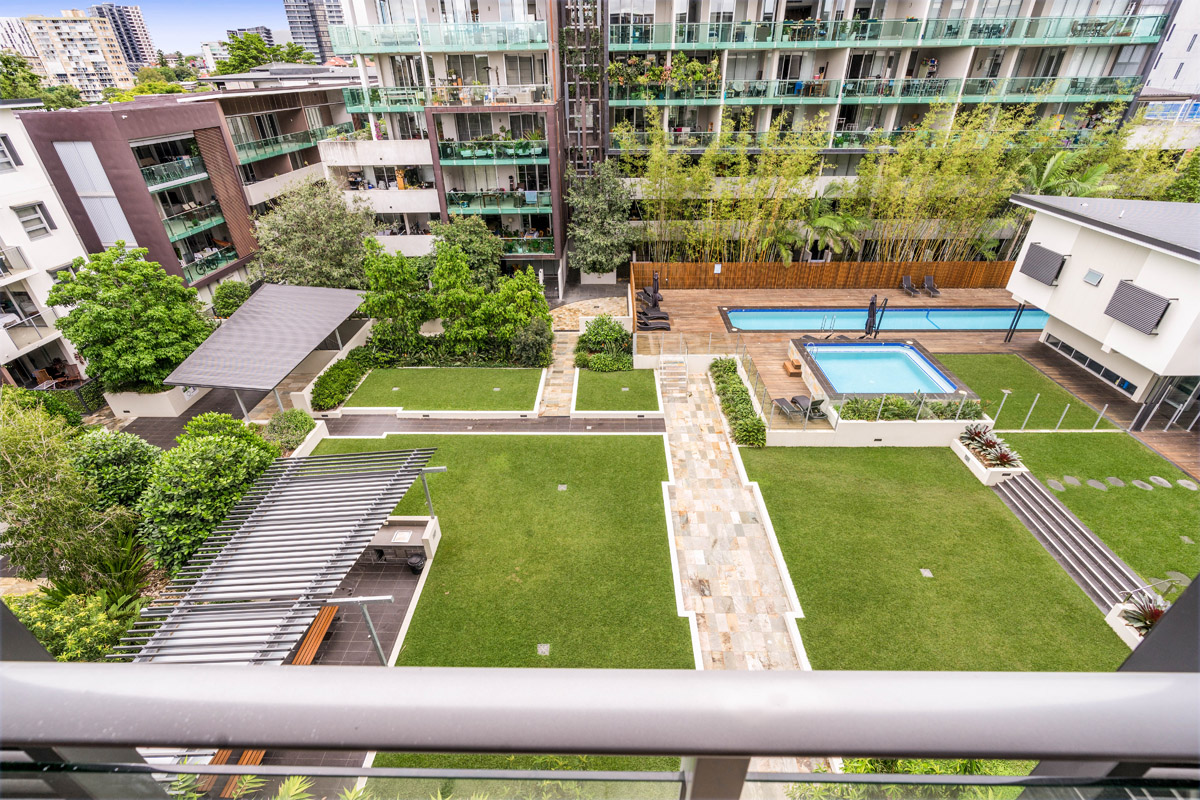 U8502 55 Forbes Street, West End - (6)(Web).jpg