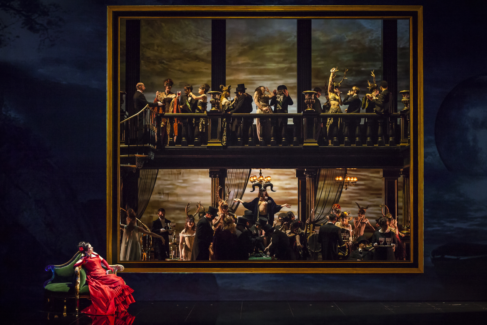 01-La-donna-del-lago-opera-de-Lausanne-©-Alan-Humerose-01_resize.jpg