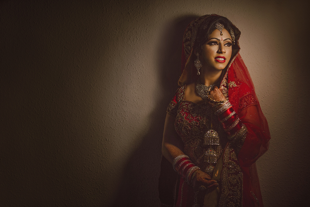 1.1.2.0.2.2 Sikh Wedding Day Shoot Portrait Bride - Hounslow Gurdwara.jpg