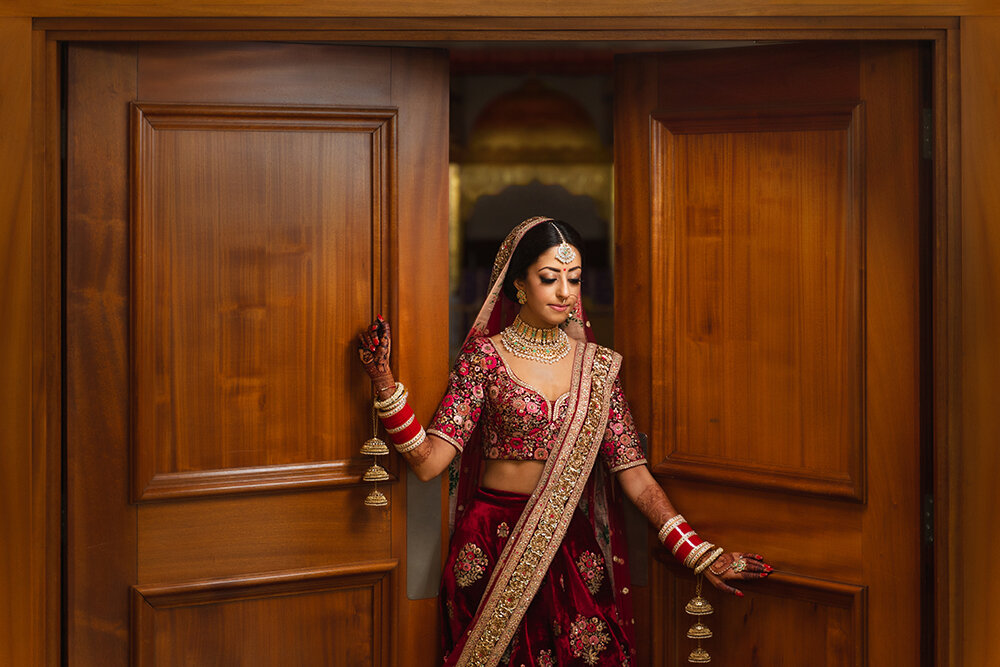 0.1.2b Sikh Wedding Day Shoot Portrait Bride - Gurdwara Alice Way Hounslow.jpg