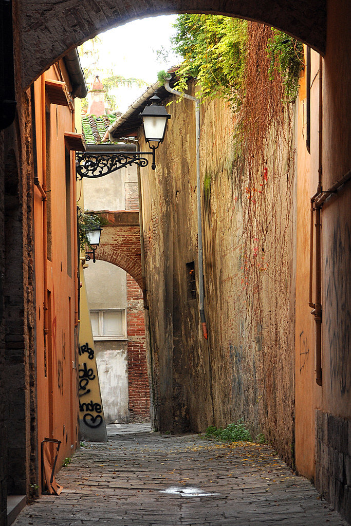 lanes of Pisa