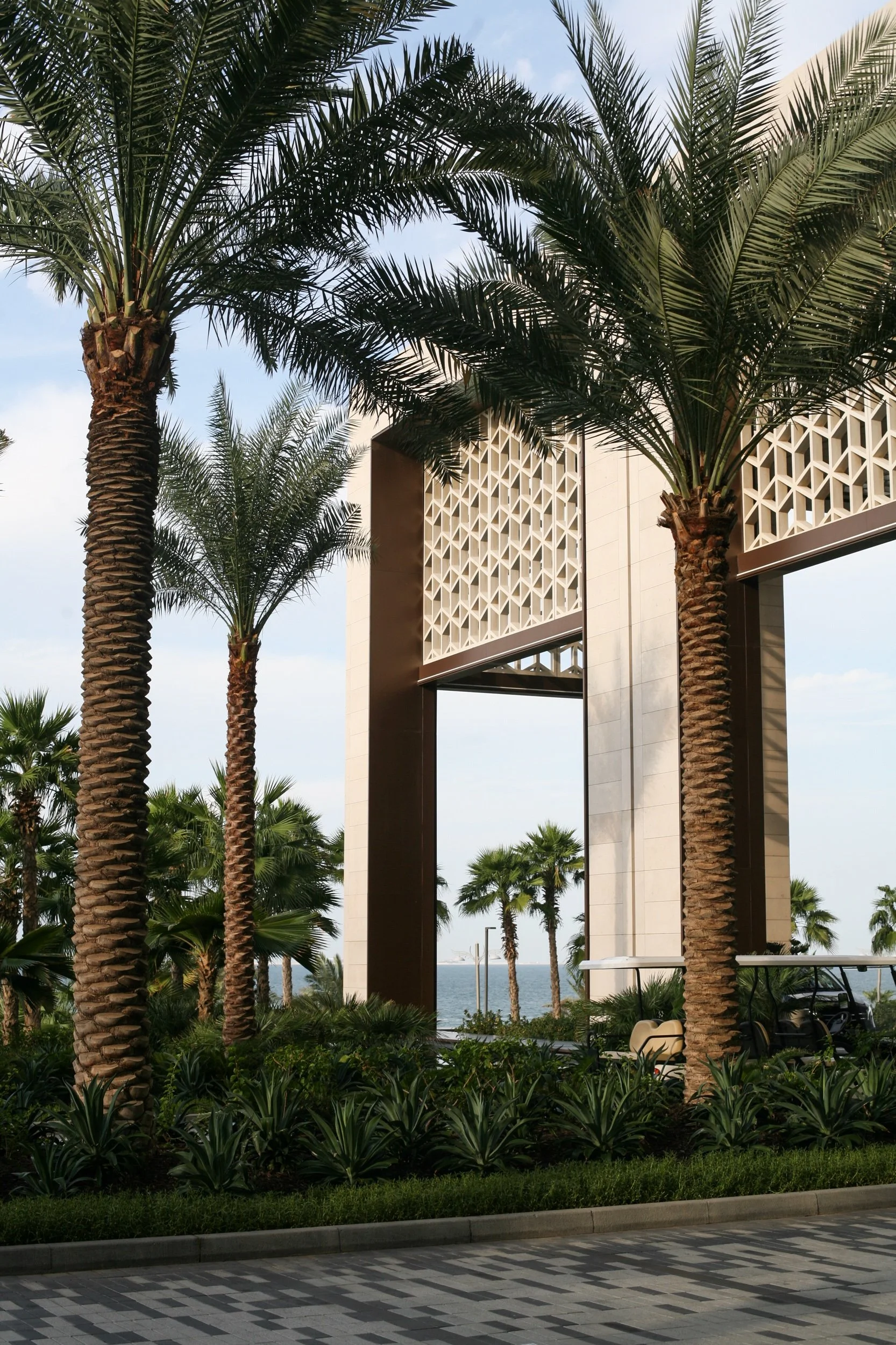Luxury Hospitality in Focus: A Dubai Design Tour