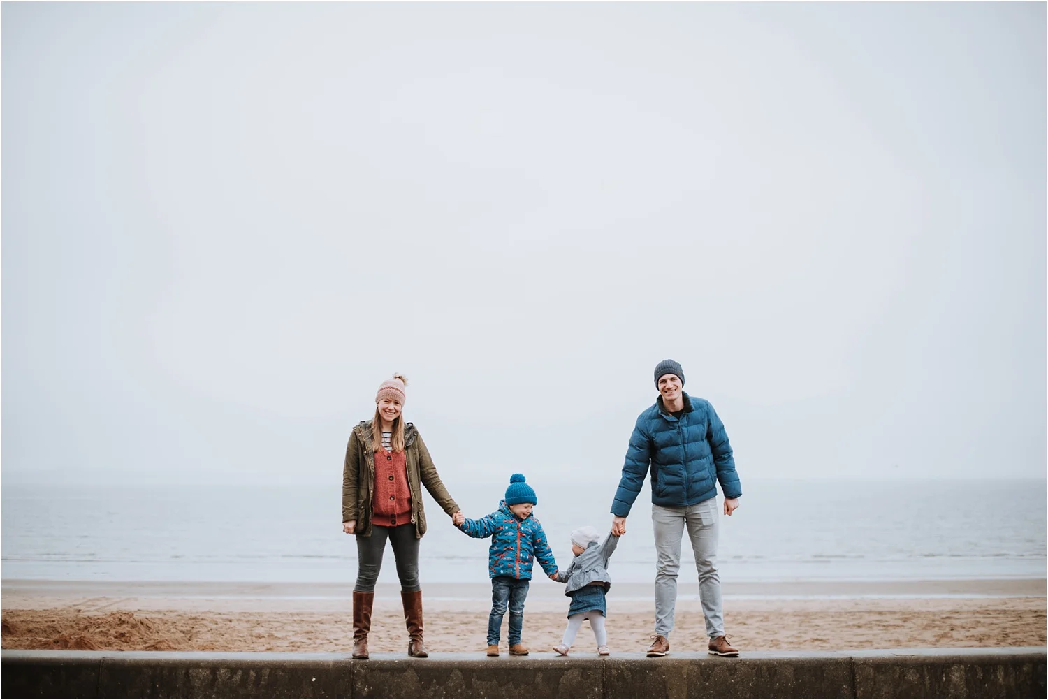 Edinburgh-Family-Photographer_TheMontgomerys_0028.jpg