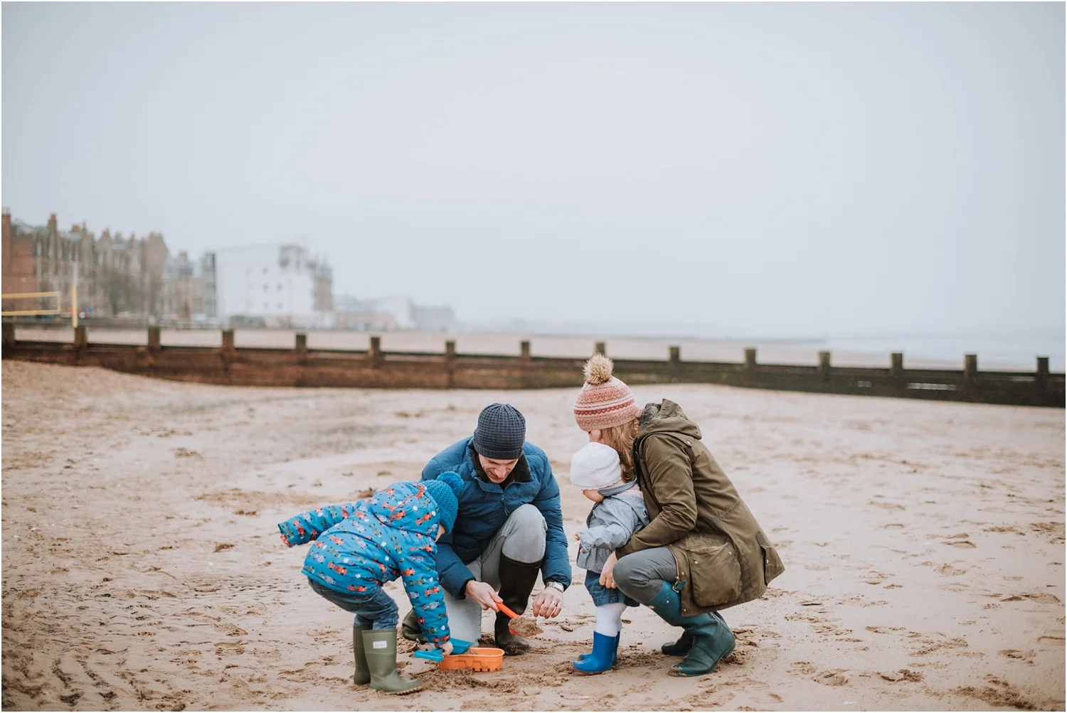 Edinburgh-Family-Photographer_TheMontgomerys_0033.jpg