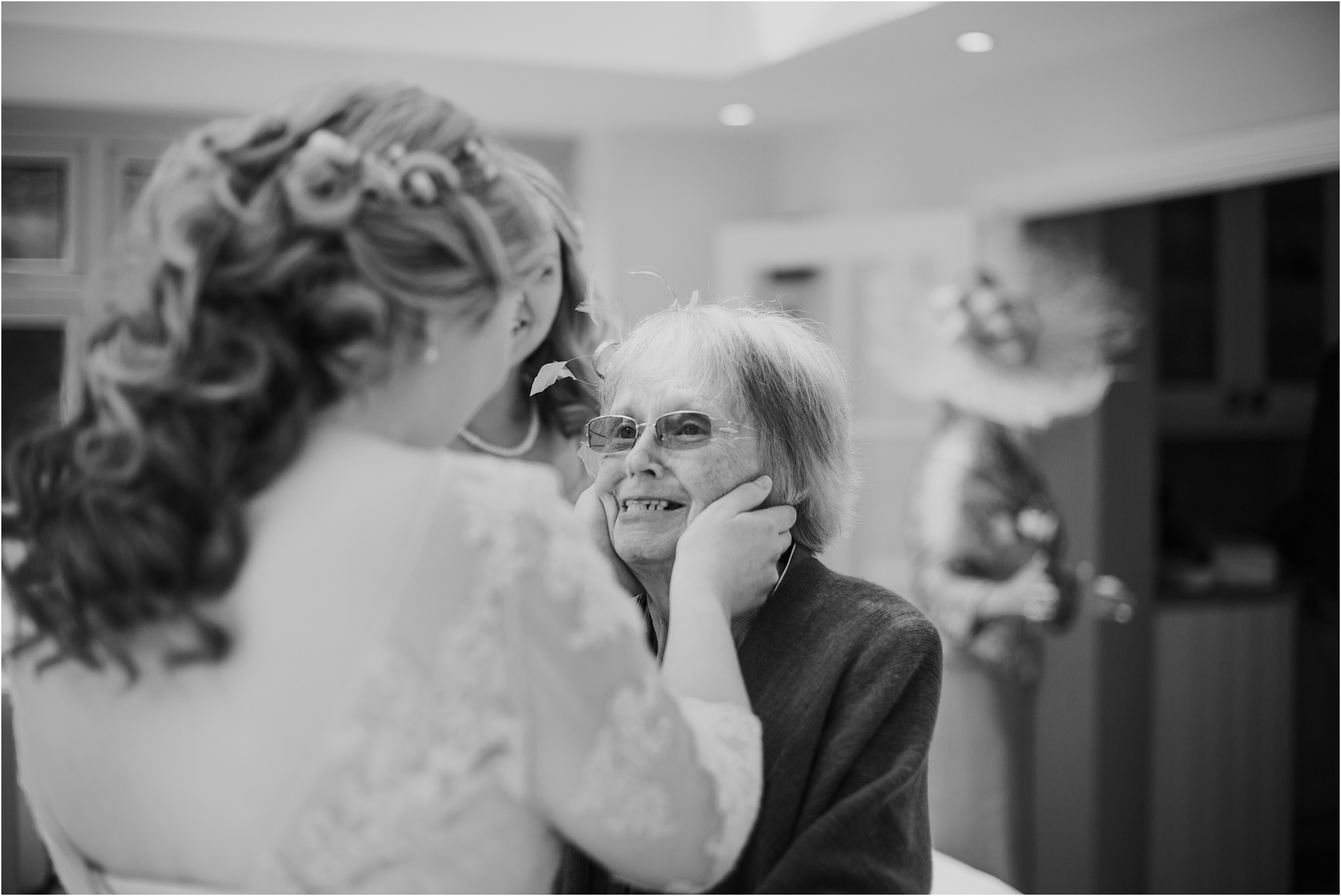 Outdoor-country-wedding-Edinburgh-photographer__0036.jpg