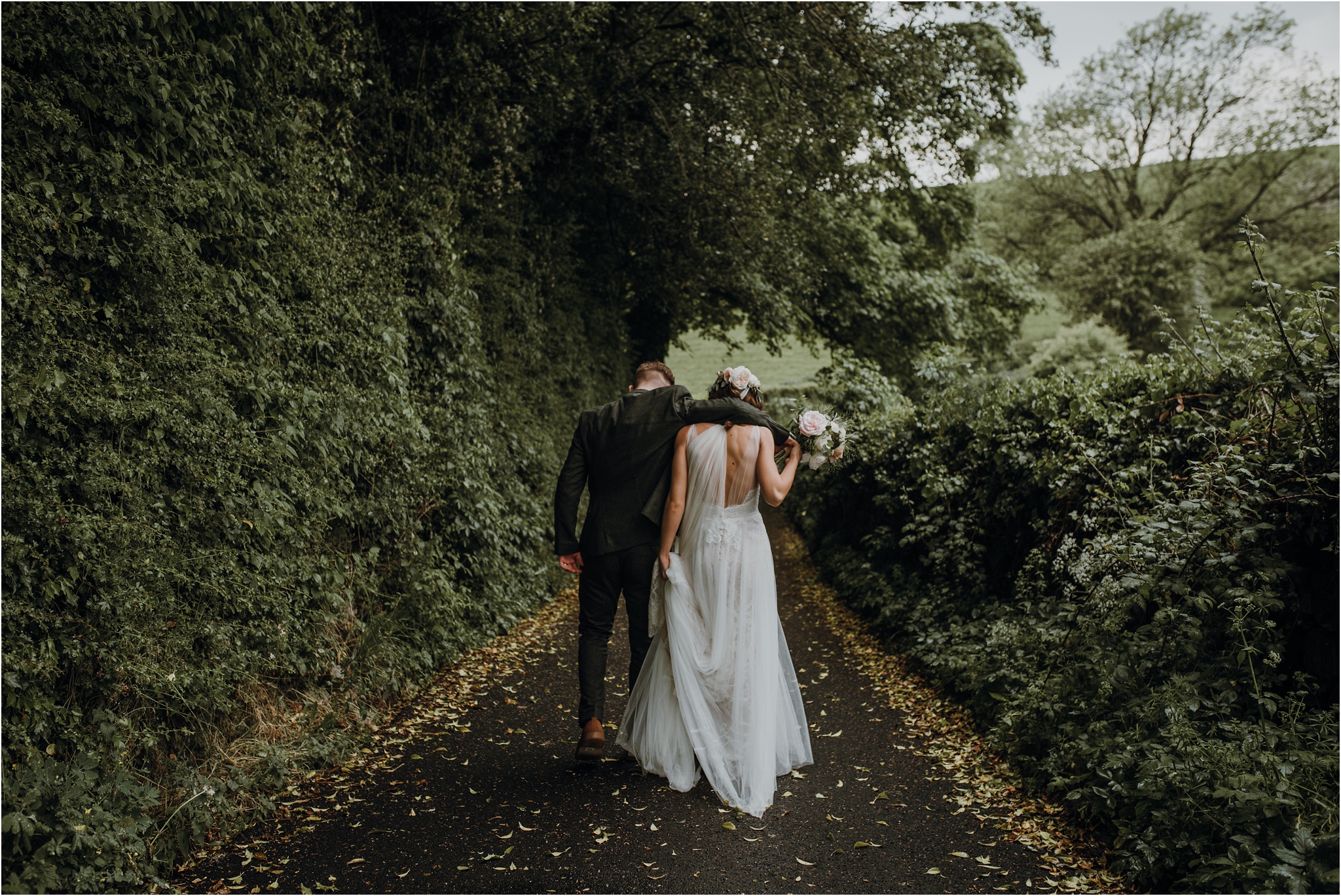 Outdoor-country-wedding-Edinburgh-photographer__0202.jpg