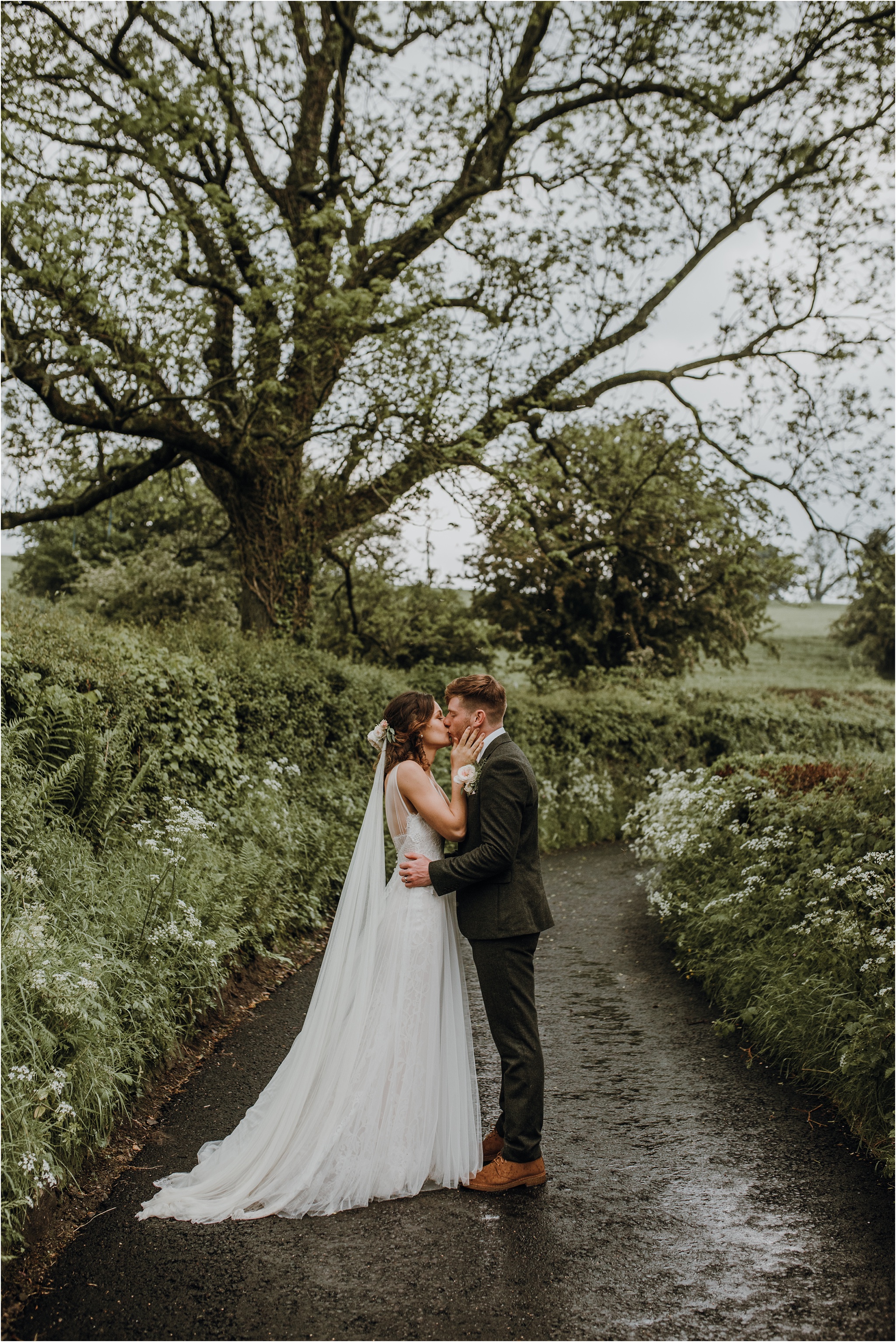 Outdoor-country-wedding-Edinburgh-photographer__0207.jpg