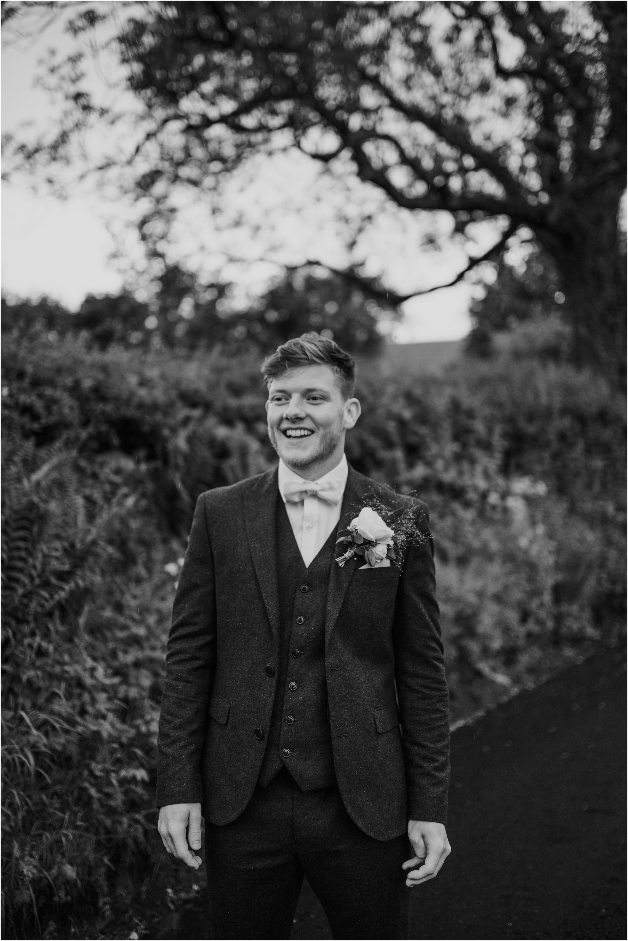 Outdoor-country-wedding-Edinburgh-photographer__0213.jpg