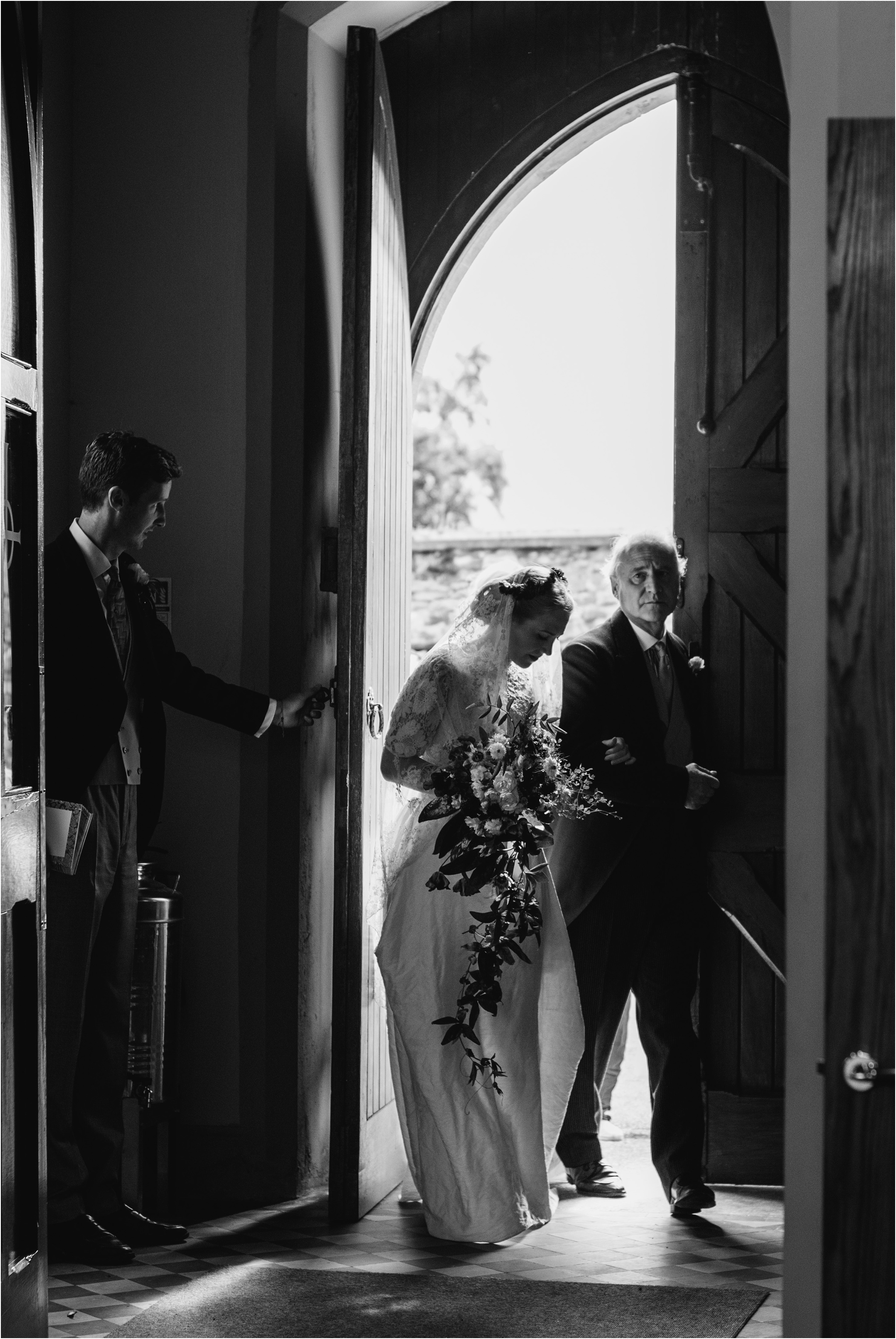 Outdoor-country-wedding-Edinburgh-photographer__0035.jpg