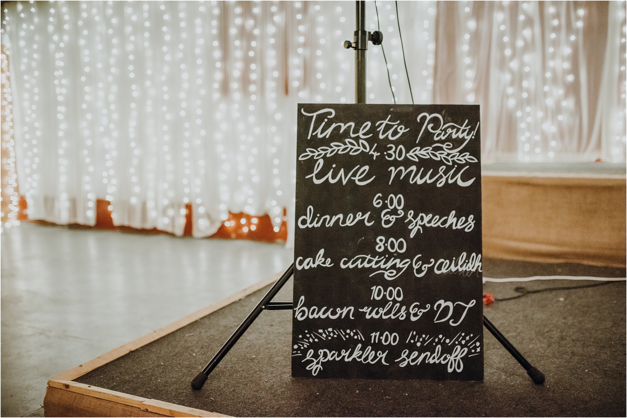 Edinburgh-barn-wedding-photographer_84.jpg
