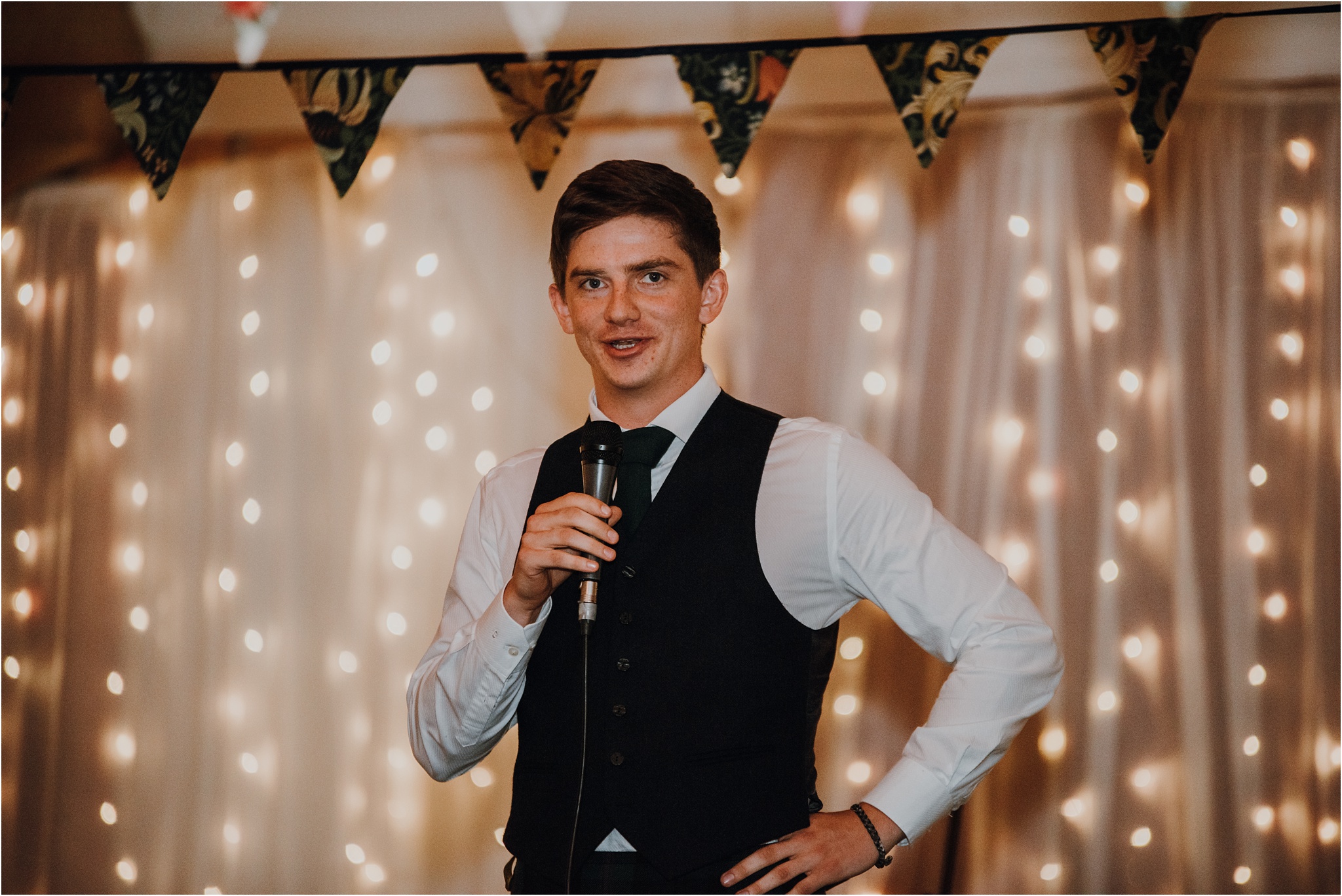 Edinburgh-barn-wedding-photographer_106.jpg
