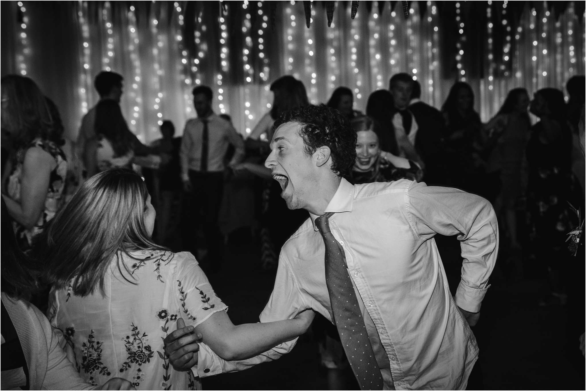 Edinburgh-barn-wedding-photographer_112.jpg
