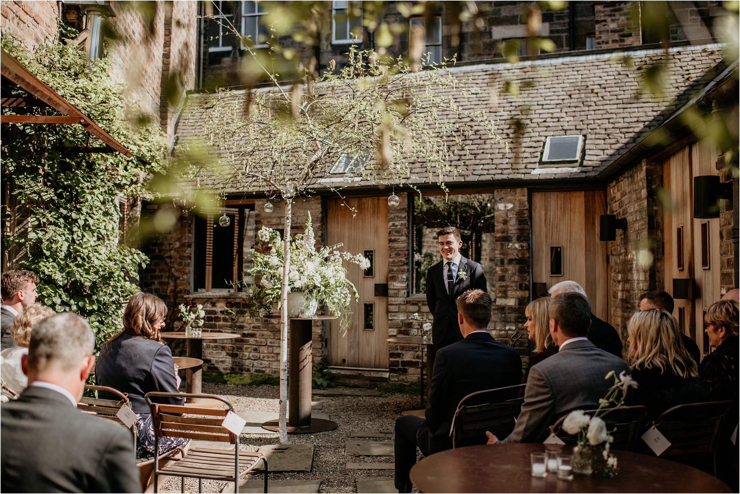 Timberyard-Edinburgh-wedding-photography__0038.jpg