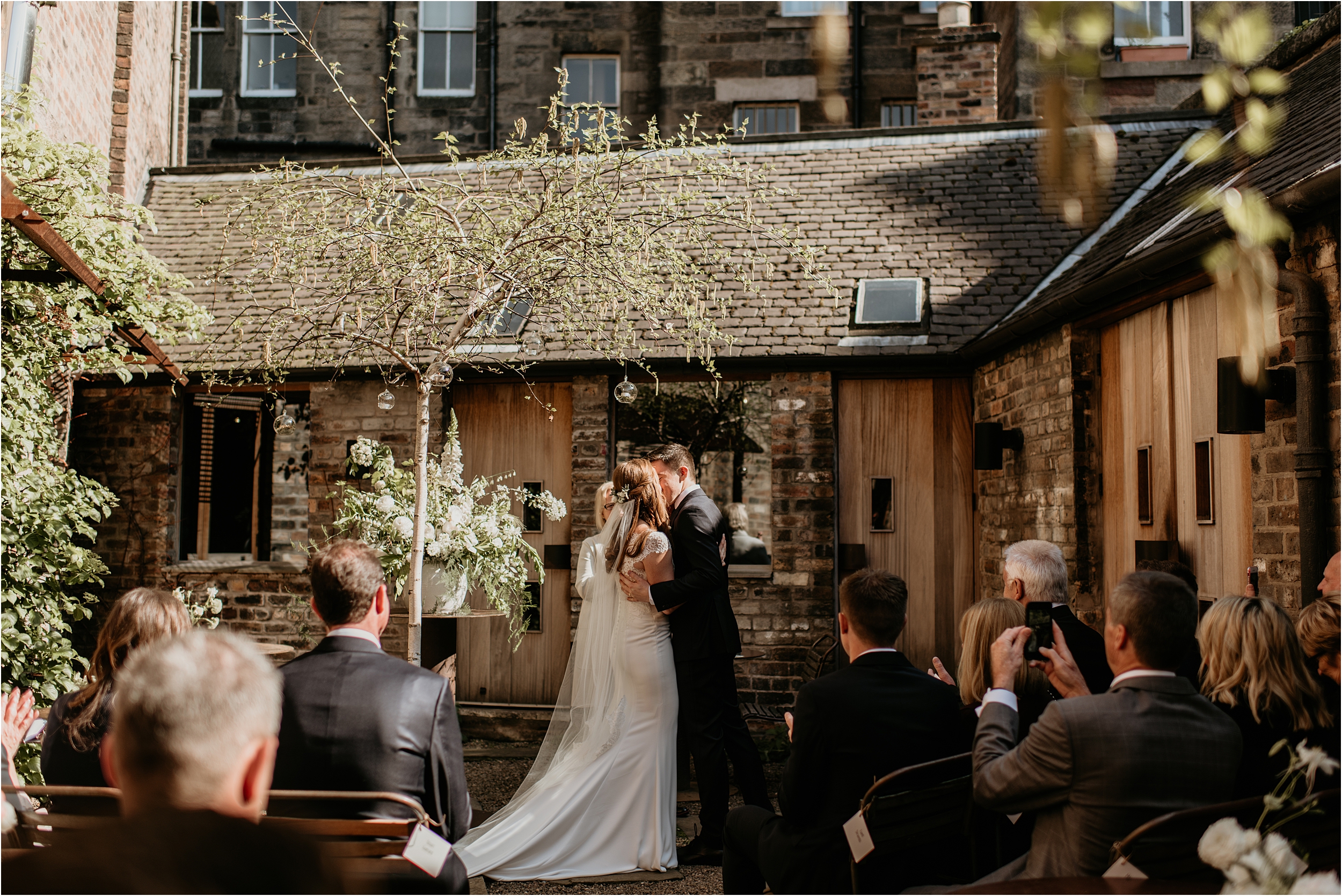 Timberyard-Edinburgh-wedding-photography__0050.jpg