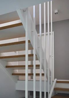 06 Treppe 02.jpg