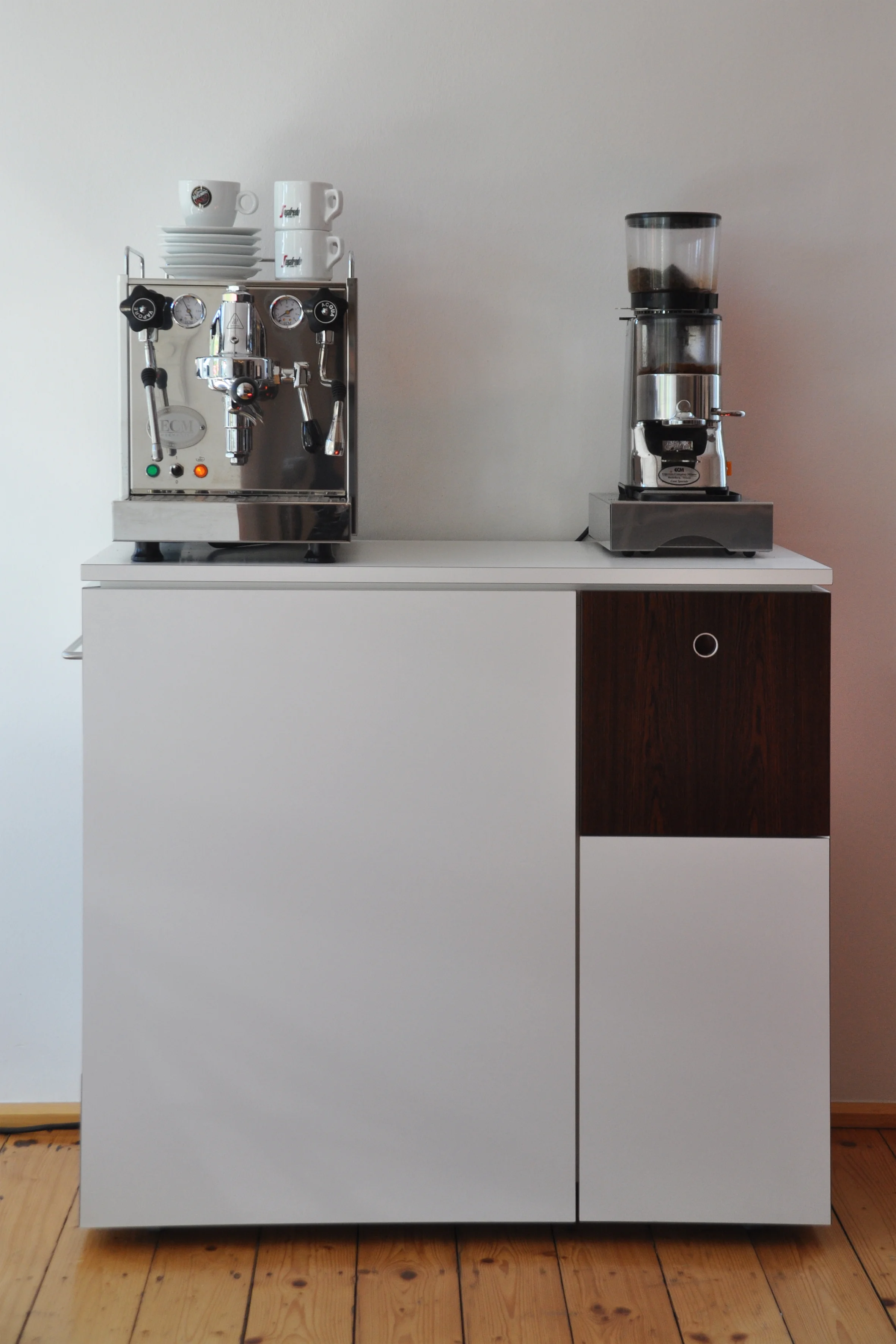 01 Minibar 02.jpg