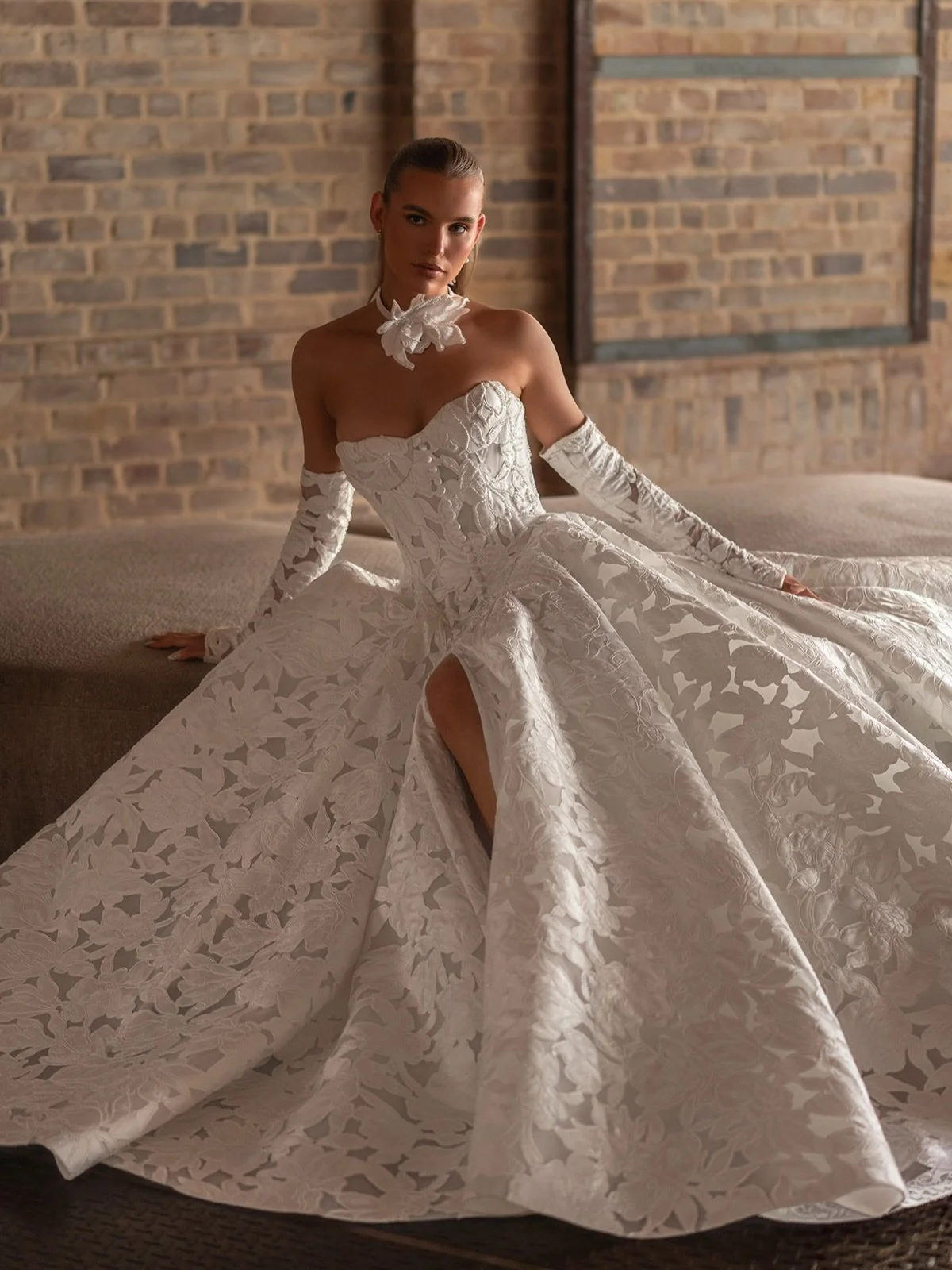 C A L L A 🦢

Sculptural yet refined, Calla is unlike anything we&rsquo;ve seen - a true statement for the bride who wants something unexpected, contemporary, and elevated.

Calla is part of our Stellaire Collection and available in our Sydney boutiq