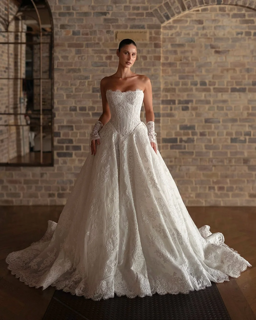 E T T A came dressed for the fairytale 🤍

A square neckline, basque waist, dreamy lace, and gloves that deserve their own close-up ✨

Would you say yes to Etta? Tell us below 👇

#blanchebridal #stellairecollection #ettagown