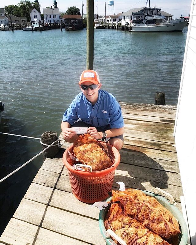 Tangier makes a great day trip on the Chesapeake Bay. Pictured here is Pinson Neal with 500 souvenirs. &bull;
&bull;
&bull;
#tangier #oysters #chesapeakebay #VAoysters #fruitsdemer #oysterlover #tastethesea #seafood #foodlover #rawbar #VirginiaIsForO