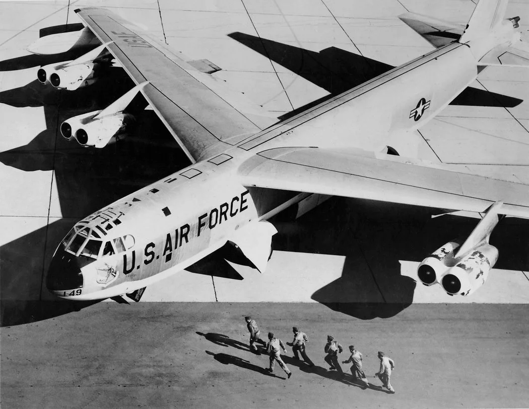 bomber-listy3-master1050.jpg