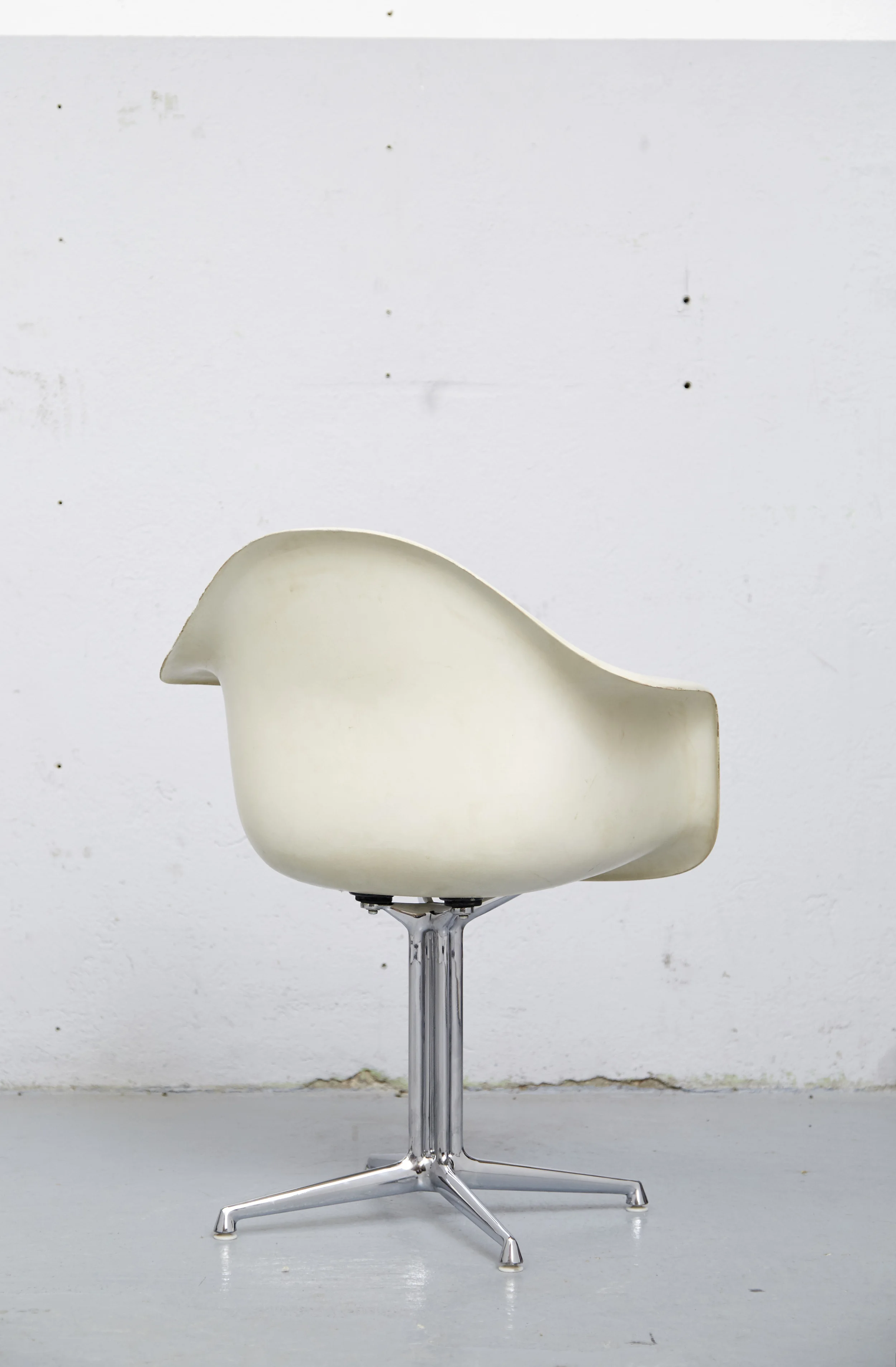 Eames_DAL_03.jpg