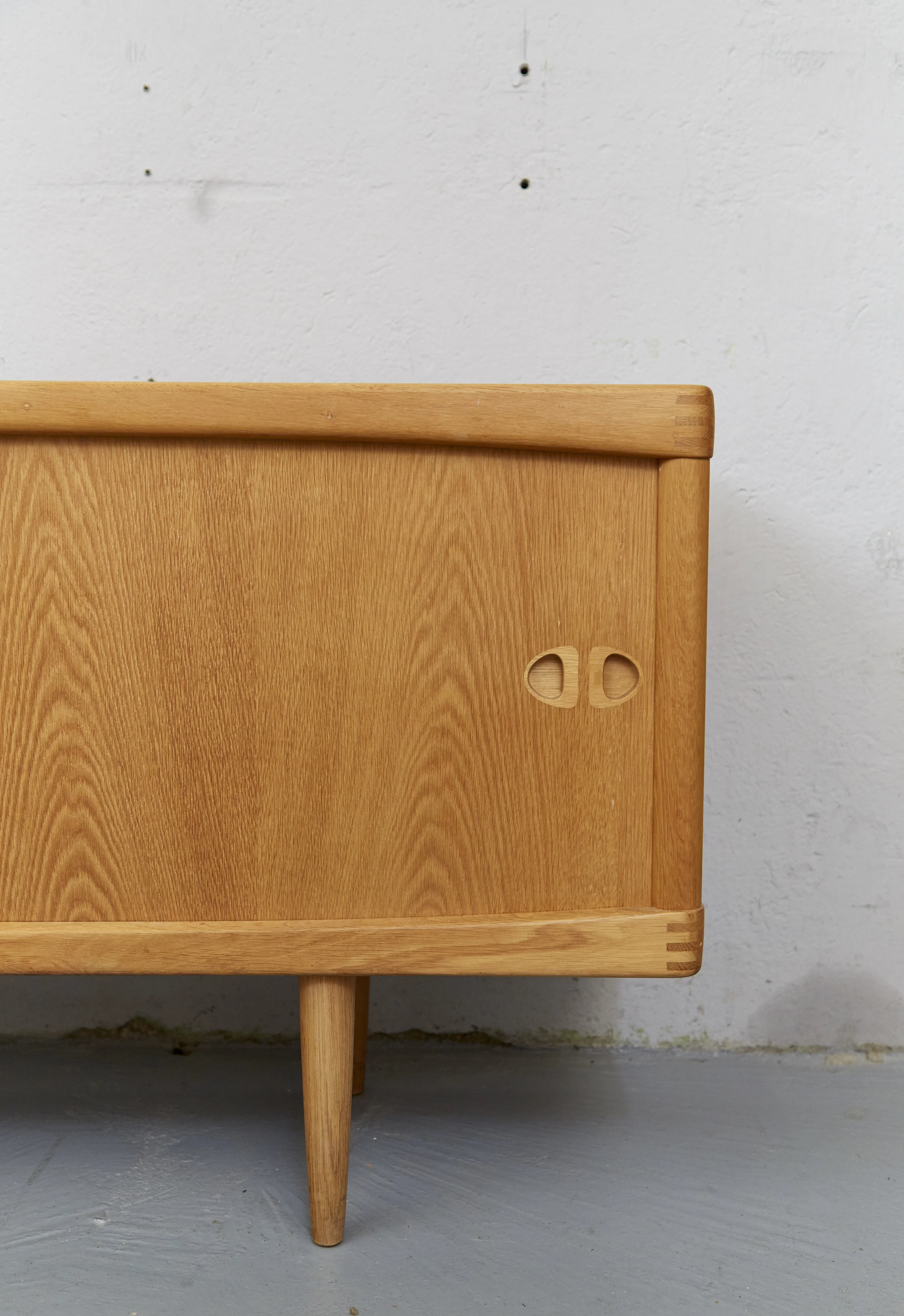 HWKlein_Sideboard_03.jpg