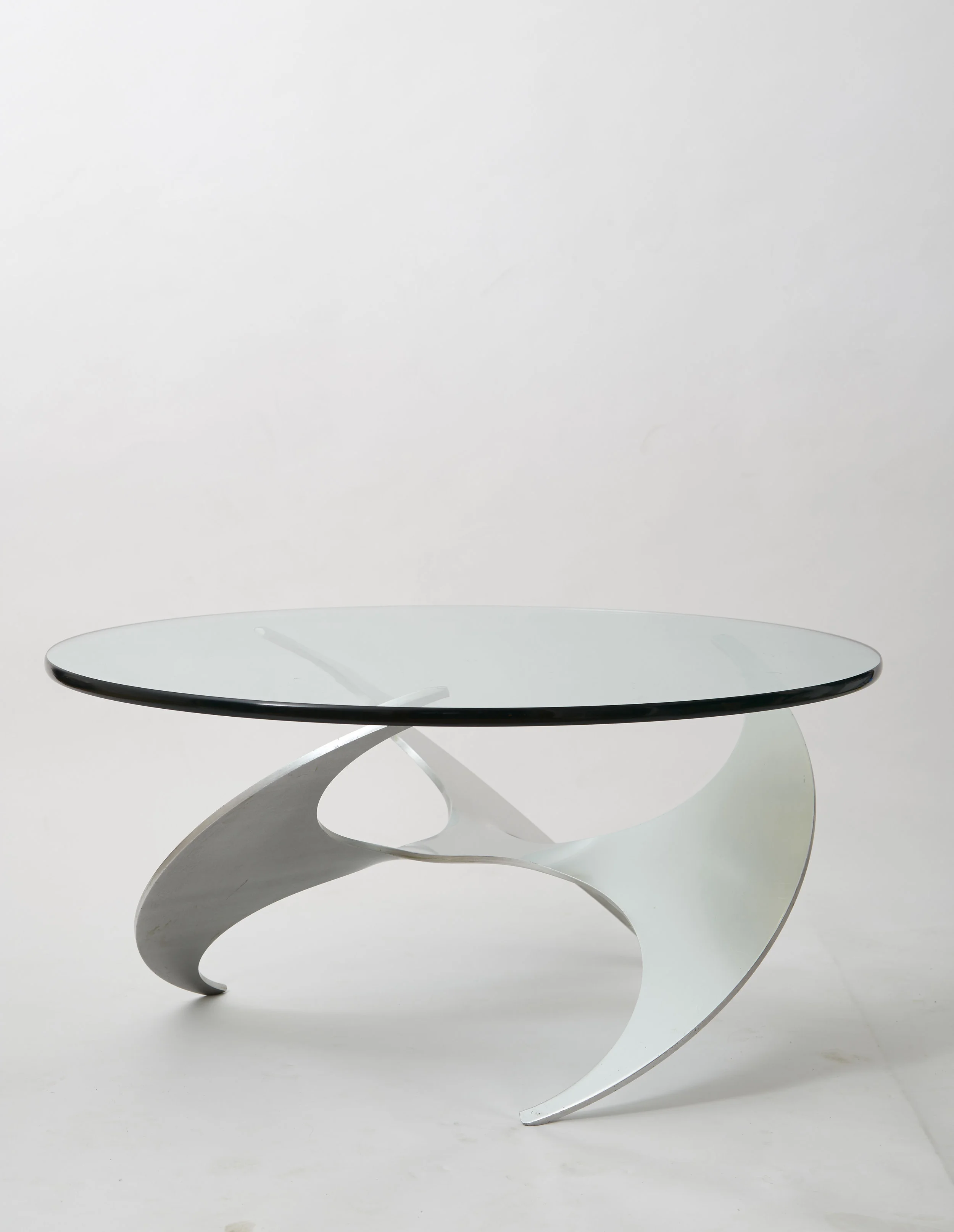 Propeller-Table_01.jpg