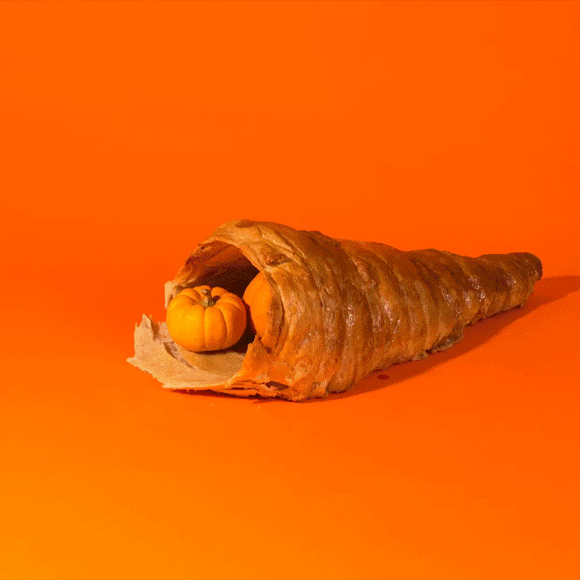 LAZY-MOM-narcissa-cornucopia.gif