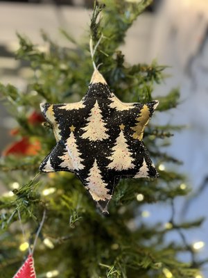 The Seneida Ornament 5 — One Vision International The Seneida Ornament 5 — One Vision International