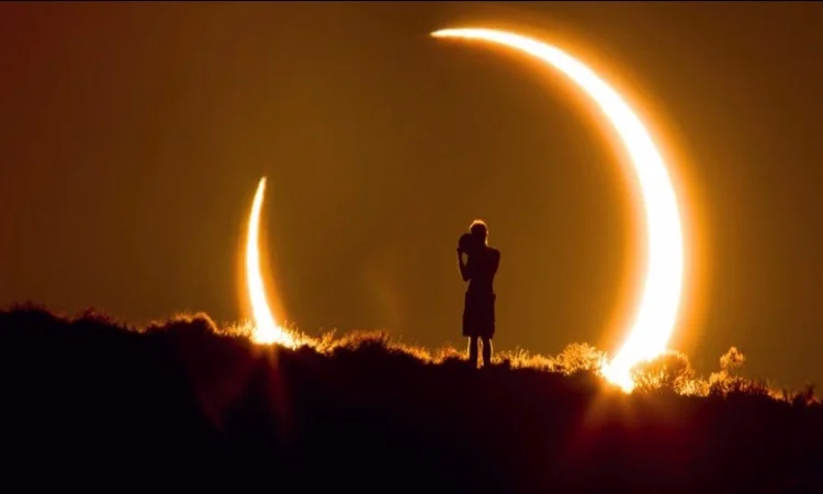 Sublime Eclipse Science for the Humanist