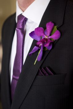 286e55106ce19879b441f75cbbba6f3e--orchid-boutonniere-boutonnieres.jpg