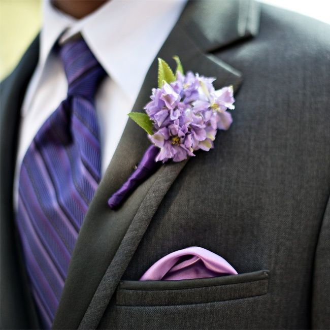 dark-gray-grooms-tux-with-purple-tie-and-boutonniere (1).jpg