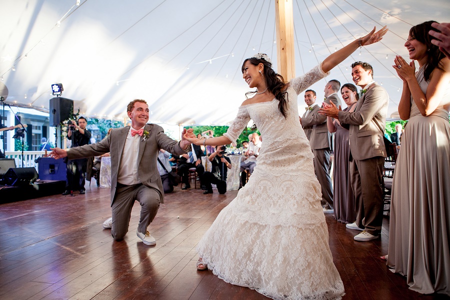 advice_for_choreographing_your_wedding_dance (1).jpg