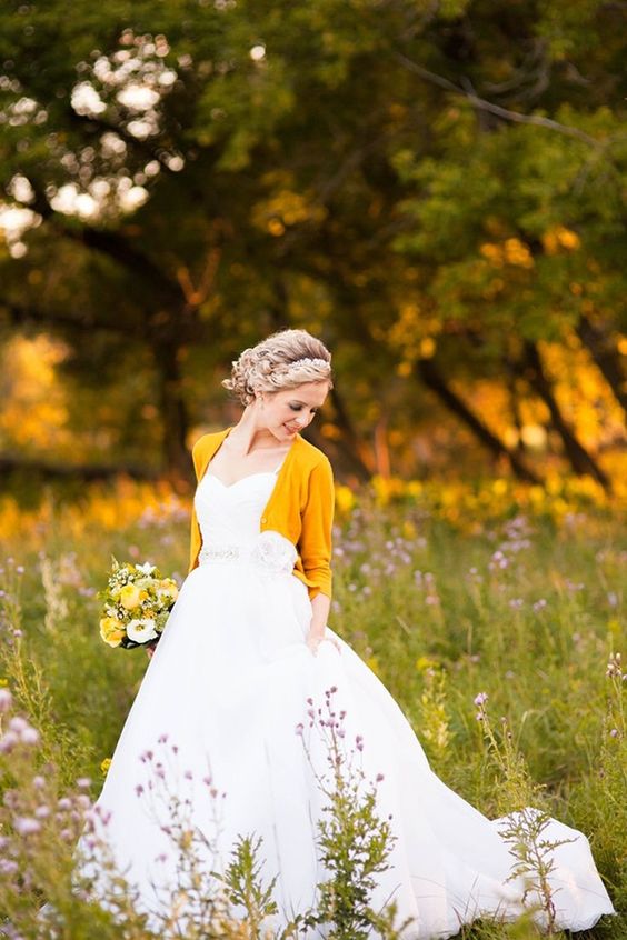 22-a-mustard-cropped-cardigan-to-feel-cozy-and-look-chic-on-your-fall-big-day.jpg