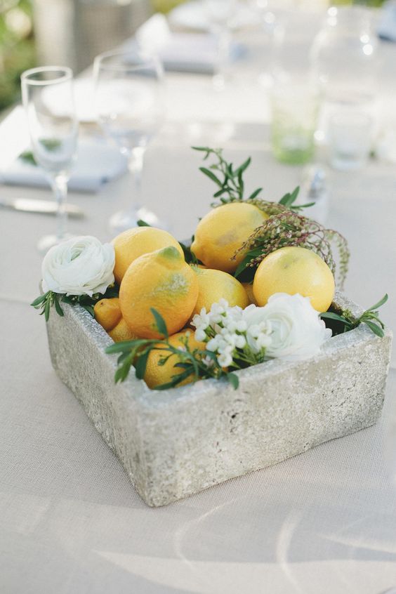 02-a-concrete-bowl-with-fruit-and-flowers-for-a-bold-statement.jpg